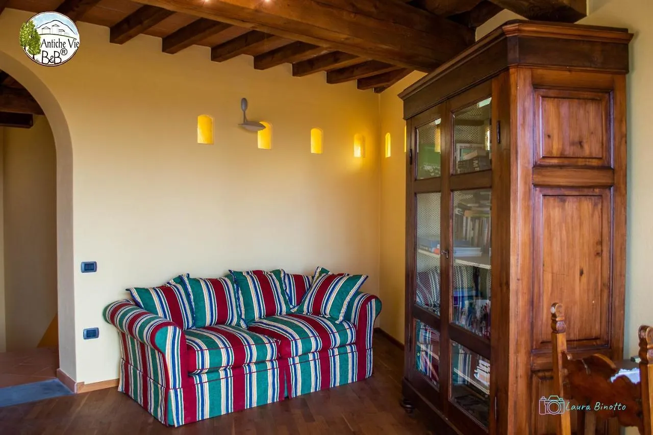 Antiche Vie B&B Serramazzoni 0*,  Italia
